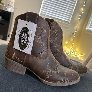 Cowgirl Boots women’s size 11M